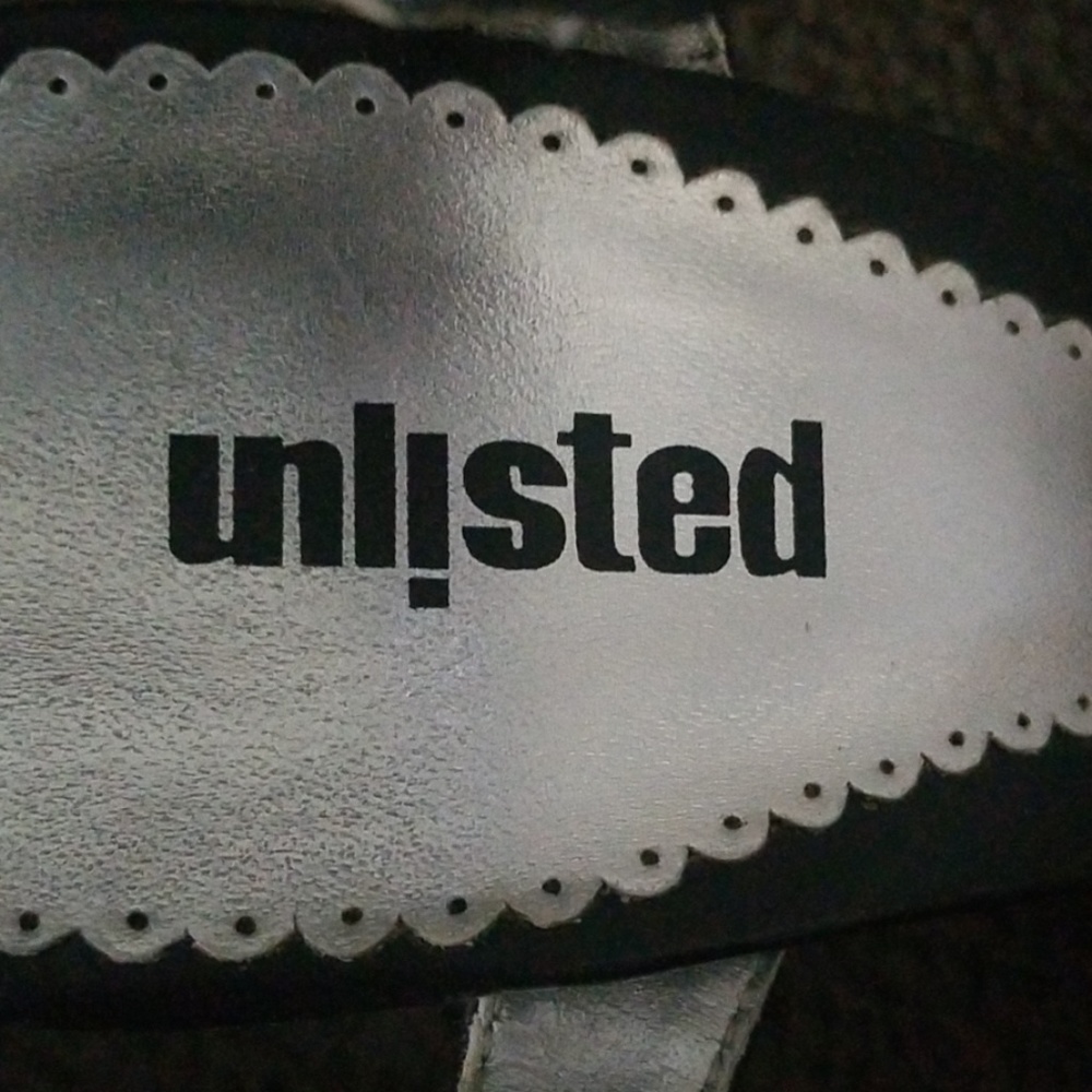 Heels - Picture 3 of 4